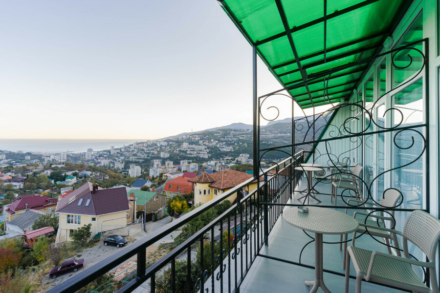 Гостевой дом Над морем Ялта