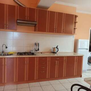 Гостевой дом Над морем Ялта 2-к студия без балкона-4