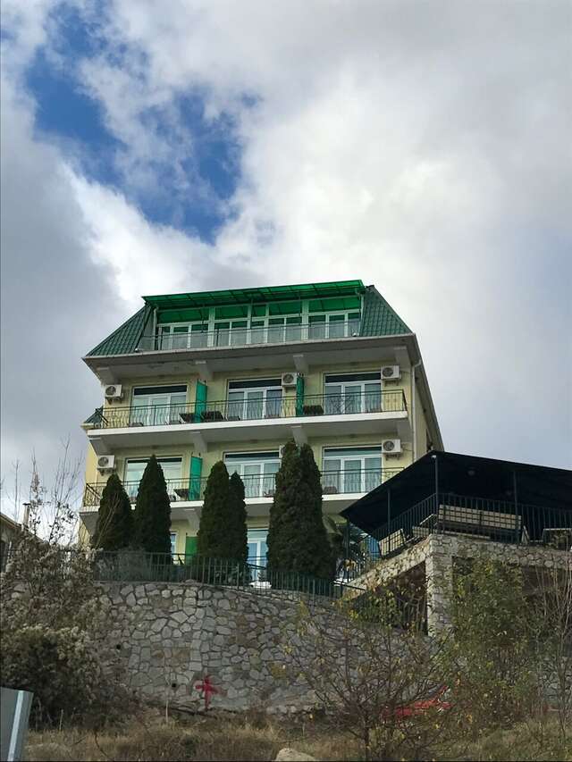 Гостевой дом Над морем Ялта-84