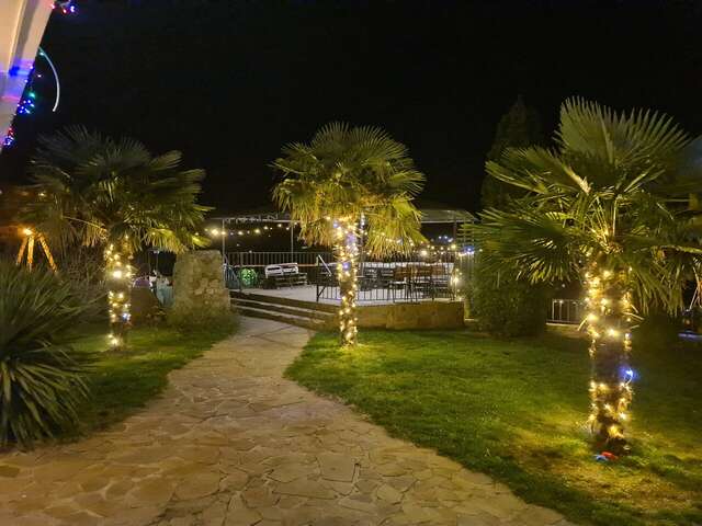 Гостевой дом Над морем Ялта-32