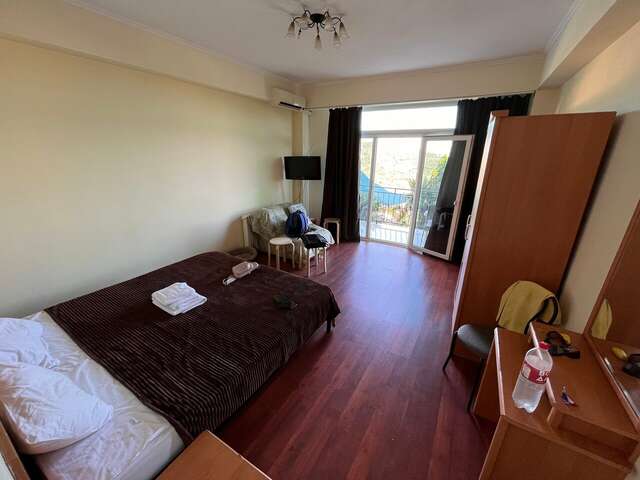 Гостевой дом Над морем Ялта-196