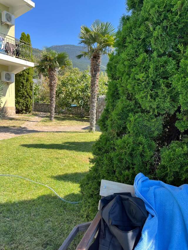 Гостевой дом Над морем Ялта-82