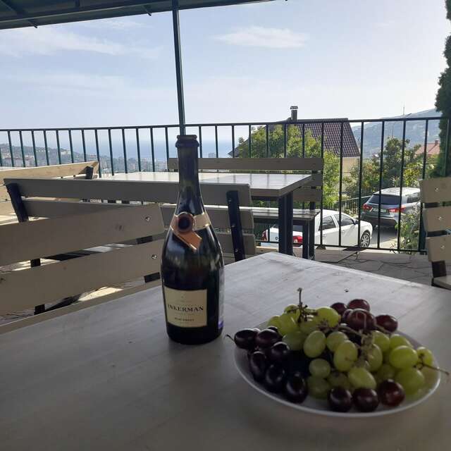 Гостевой дом Над морем Ялта-91