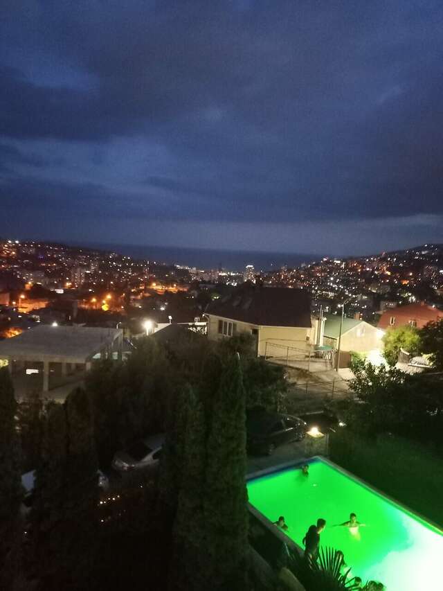 Гостевой дом Над морем Ялта-145